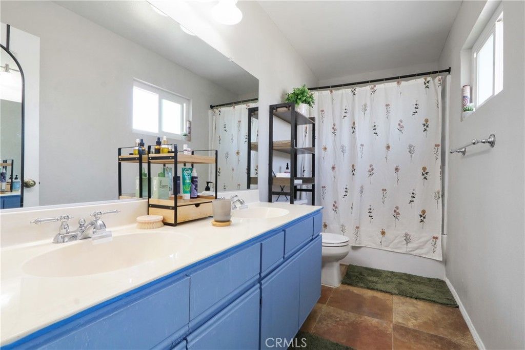 Image 19 of property listing at 1571 S Reservoir D, Pomona, CA 91766