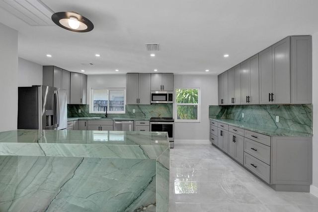 1424 Adams Street, Hollywood, FL 33020