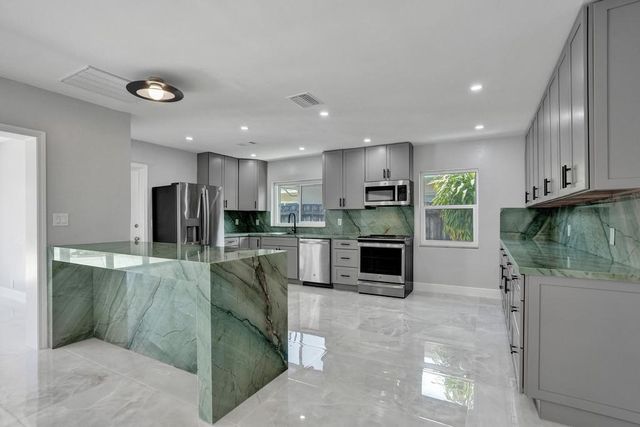 1424 Adams Street, Hollywood, FL 33020