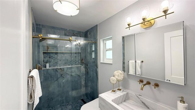 1424 Adams Street, Hollywood, FL 33020