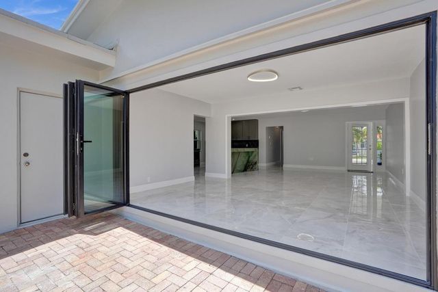 1424 Adams Street, Hollywood, FL 33020
