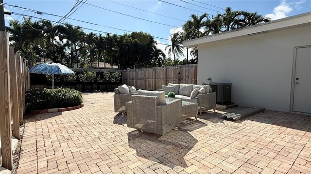 1424 Adams Street, Hollywood, FL 33020
