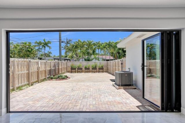 1424 Adams Street, Hollywood, FL 33020