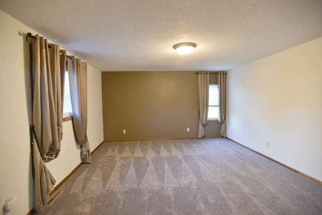 4316 133rd Avenue NE, Spicer, MN 56288