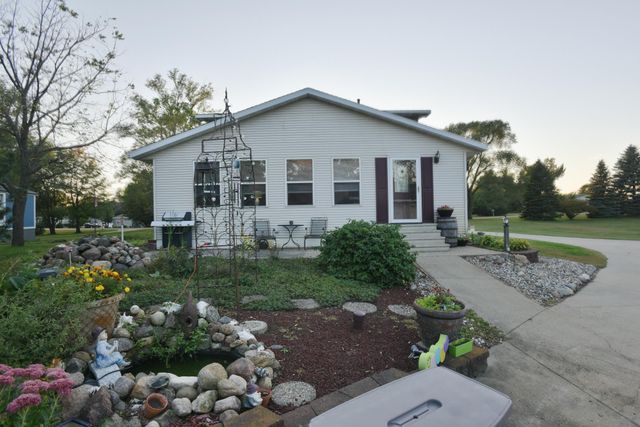 4316 133rd Avenue NE, Spicer, MN 56288