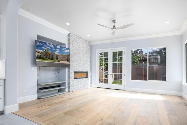 9422 Rhone Valley Way, Elk Grove, CA 95624