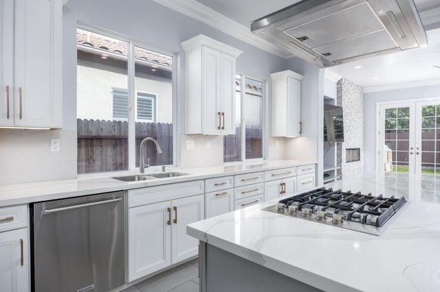 9422 Rhone Valley Way, Elk Grove, CA 95624