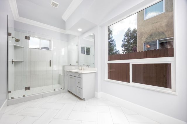 9422 Rhone Valley Way, Elk Grove, CA 95624