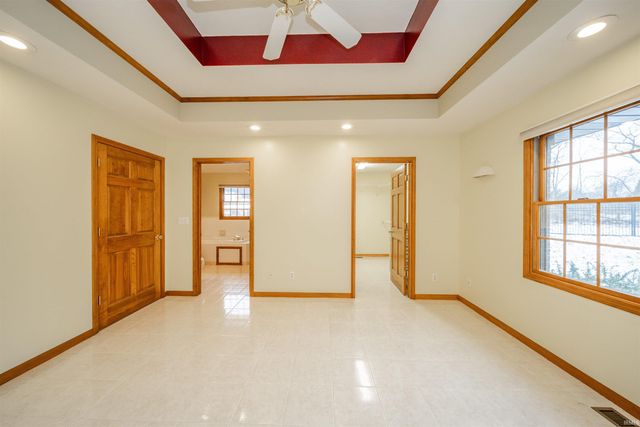 2405 N Wicklow Drive, Muncie, IN 47304