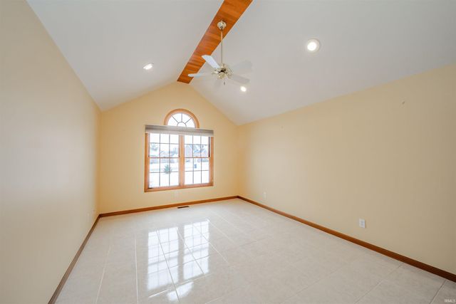 2405 N Wicklow Drive, Muncie, IN 47304