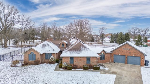 2405 N Wicklow Drive, Muncie, IN 47304