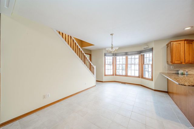 2405 N Wicklow Drive, Muncie, IN 47304