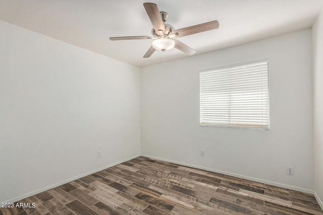 8617 W VOGEL Avenue, Peoria, AZ 85345