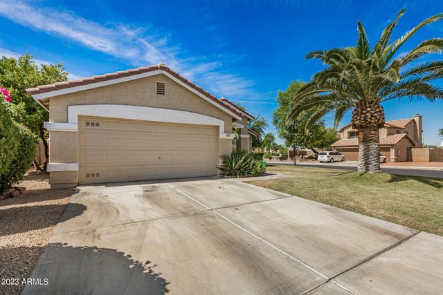8617 W VOGEL Avenue, Peoria, AZ 85345
