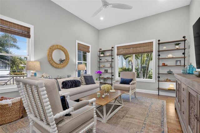 825 MANNS HARBOR DRIVE, Apollo Beach, FL 33572