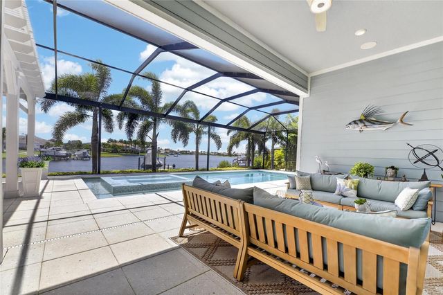 825 MANNS HARBOR DRIVE, Apollo Beach, FL 33572
