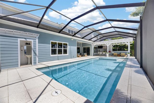 825 MANNS HARBOR DRIVE, Apollo Beach, FL 33572