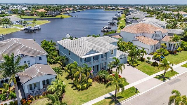 825 MANNS HARBOR DRIVE, Apollo Beach, FL 33572