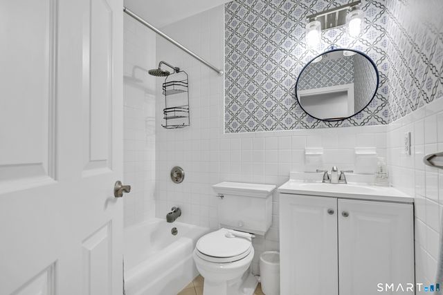 13 Hickory Drive, Greenwich, CT 06831