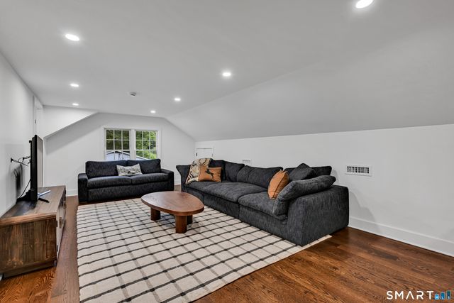 13 Hickory Drive, Greenwich, CT 06831