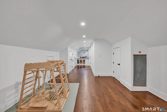 13 Hickory Drive, Greenwich, CT 06831