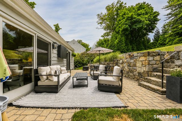 13 Hickory Drive, Greenwich, CT 06831