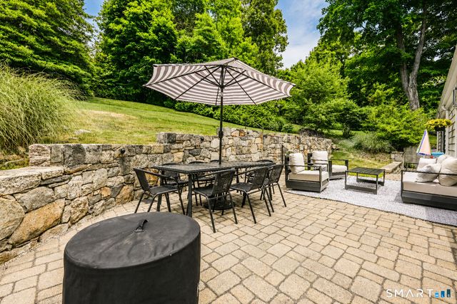 13 Hickory Drive, Greenwich, CT 06831