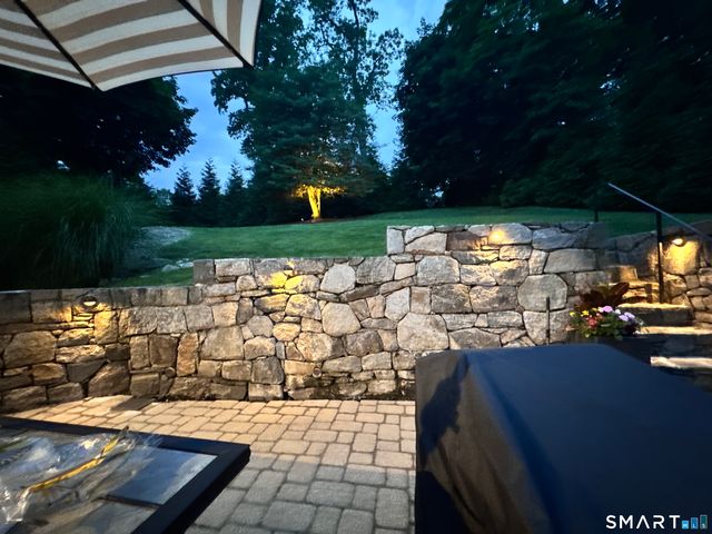 13 Hickory Drive, Greenwich, CT 06831