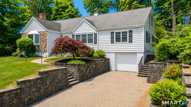13 Hickory Drive, Greenwich, CT 06831