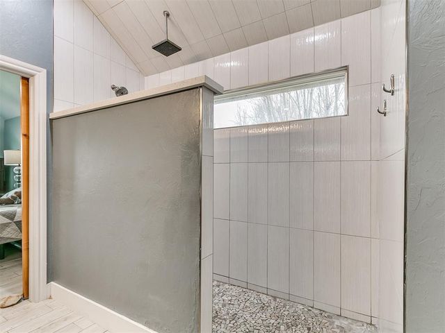 4949 Penn Place Place, Edmond, OK 73025