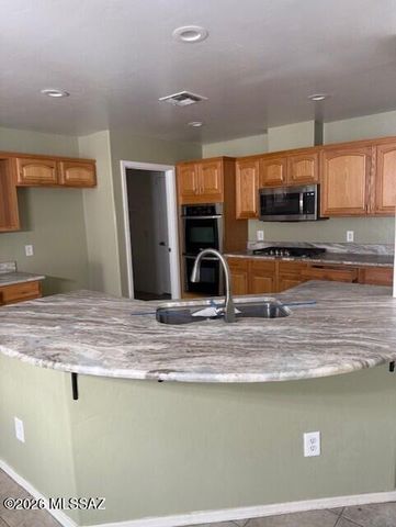 3553 E Canter Road, Tucson, AZ 85739