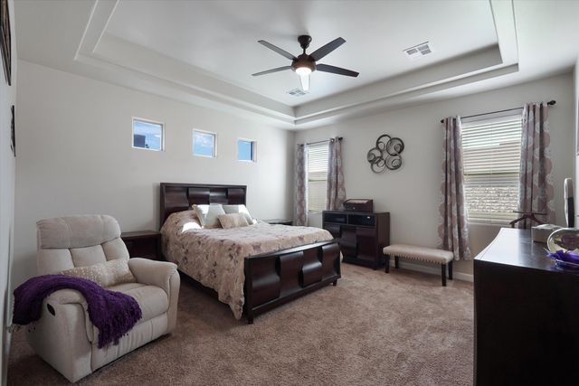 6917 Cleary Loop NE, Rio Rancho, NM 87144