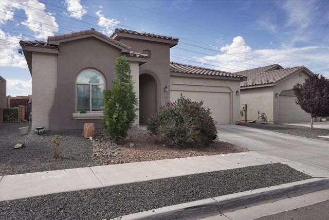 6917 Cleary Loop NE, Rio Rancho, NM 87144