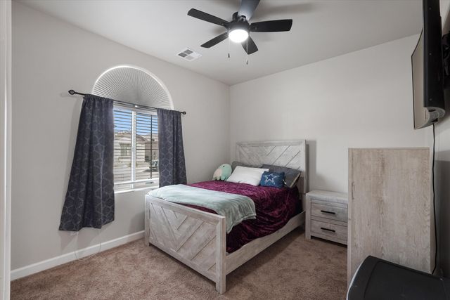 6917 Cleary Loop NE, Rio Rancho, NM 87144