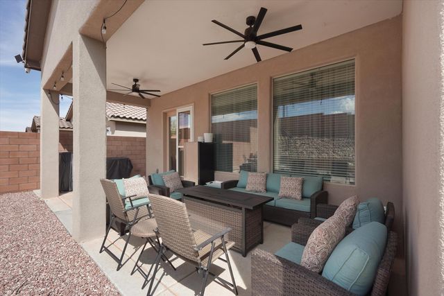 6917 Cleary Loop NE, Rio Rancho, NM 87144