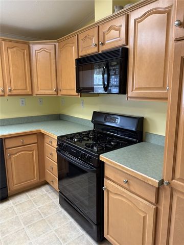 6382 Roberts Drive, Victor, NY 14564