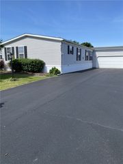 6382 Roberts Drive, Victor, NY 14564