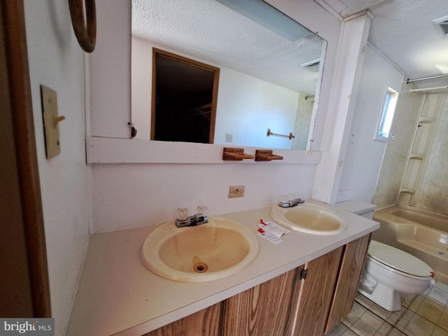 6706 WHITELEY RD, Hurlock, MD 21643