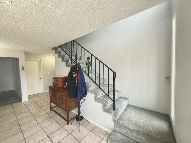 23173 Se HIGHWAY 212, Damascus, OR 97089