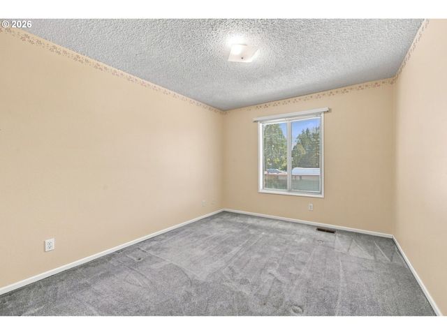 23173 Se HIGHWAY 212, Damascus, OR 97089