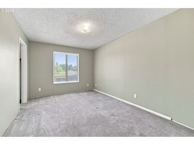 23173 Se HIGHWAY 212, Damascus, OR 97089