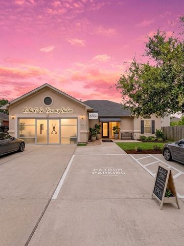 6719 Radcliffe Street, Houston, TX 77091