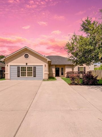 6719 Radcliffe Street, Houston, TX 77091