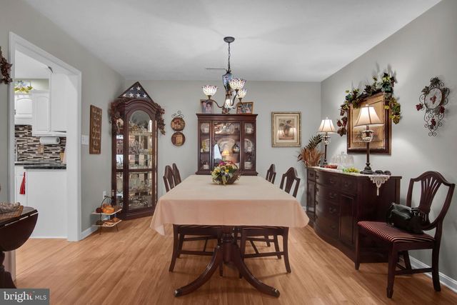 1411 CHAMI DR, Spring Grove, PA 17362