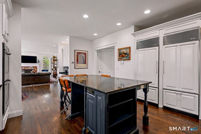 15 Still Hollow Place, Ridgefield, CT 06877