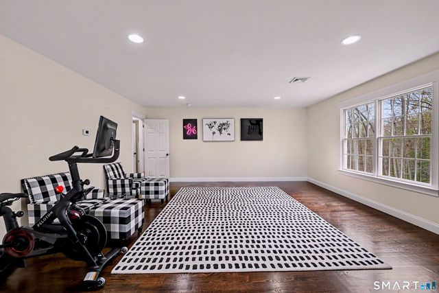 15 Still Hollow Place, Ridgefield, CT 06877
