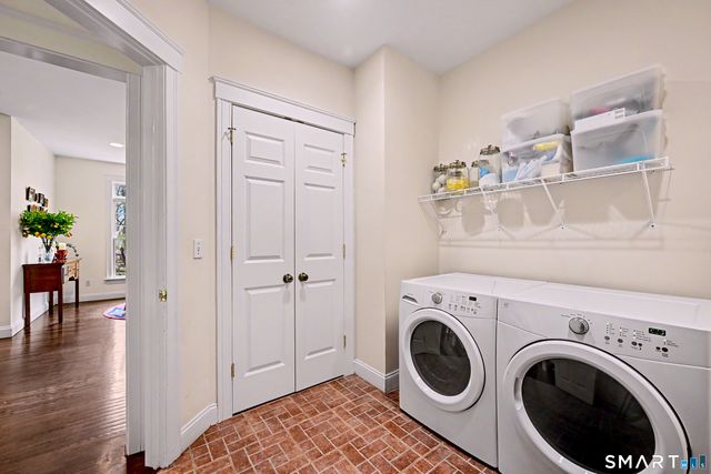 15 Still Hollow Place, Ridgefield, CT 06877