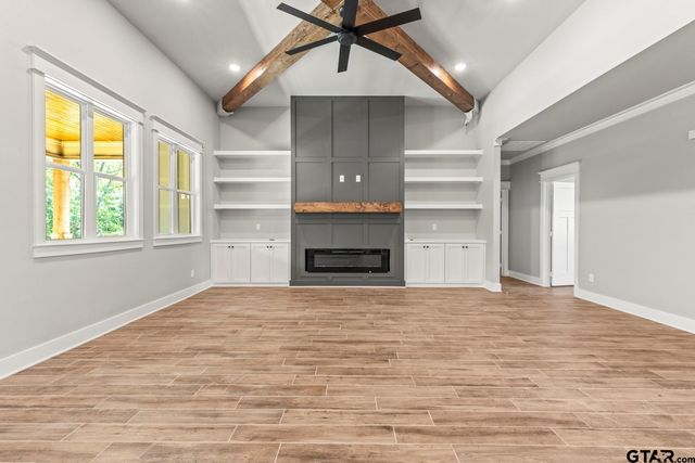 14533 Woodland Creek Dr, Tyler, TX 75706