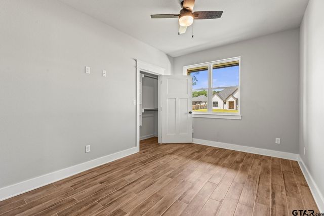 14533 Woodland Creek Dr, Tyler, TX 75706