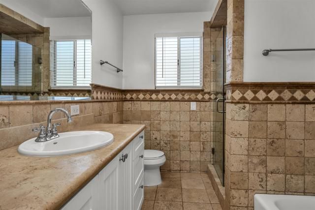 1021 12th Street 303, Santa Monica, CA 90403